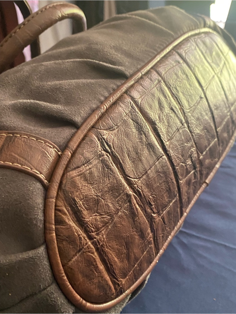 VTG ‘90’s Laura Scott Slouchy Grey Suede Shoulder Bag with Brown Mockcroc Trim - Picture 15 of 15